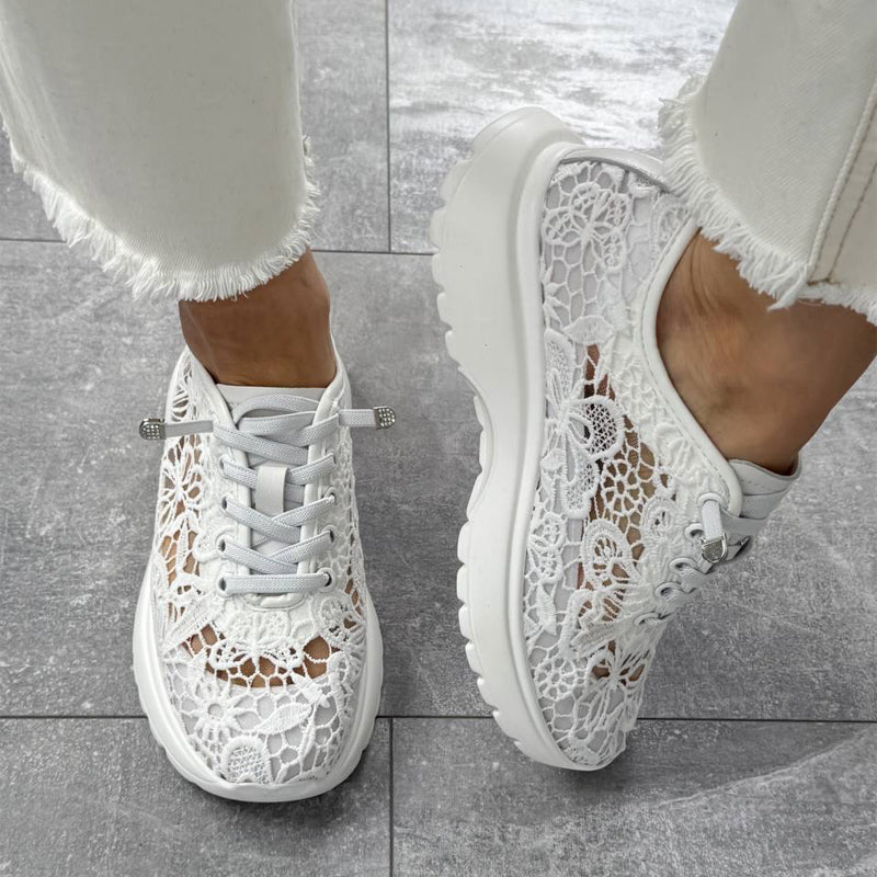 Lace Breathable Lace-Up Soft Sneakers