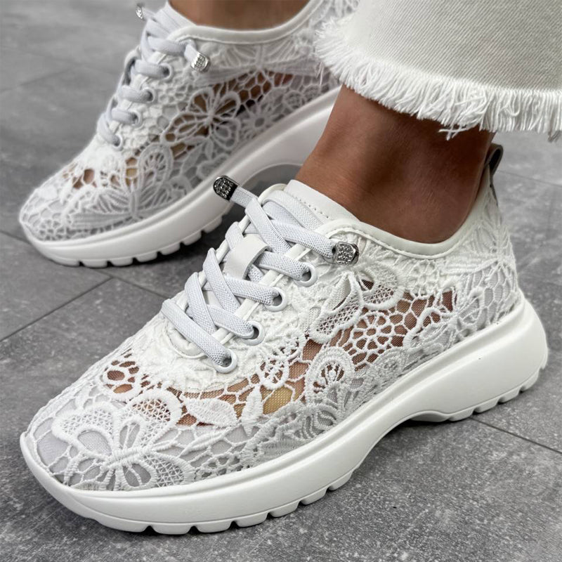 Lace Breathable Lace-Up Soft Sneakers